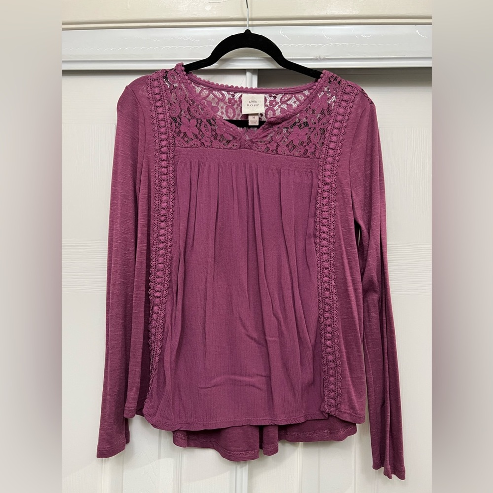 Lace detail long sleeve top